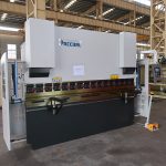 Hydraulisk bøyemaskin CNC 3 aksel trykkbrems til malaysia