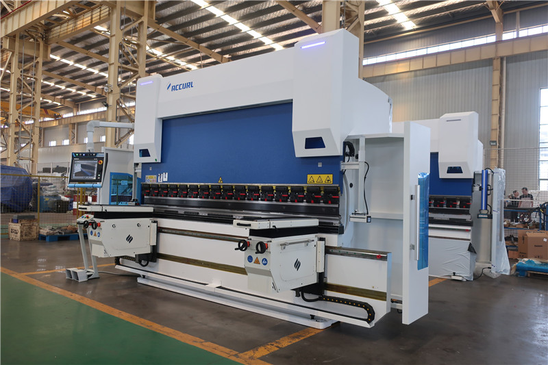 ACCURL CNC kantpress DA69T