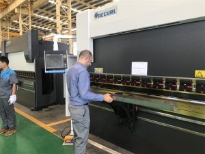 Iran Client Testing Machine i vår fabrikk 3