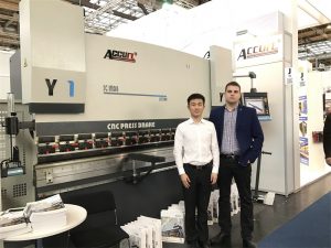 Polen Kunder besøker vår utstilling