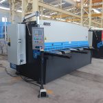 hydraulisk metallplate sving stråle klippe maskin